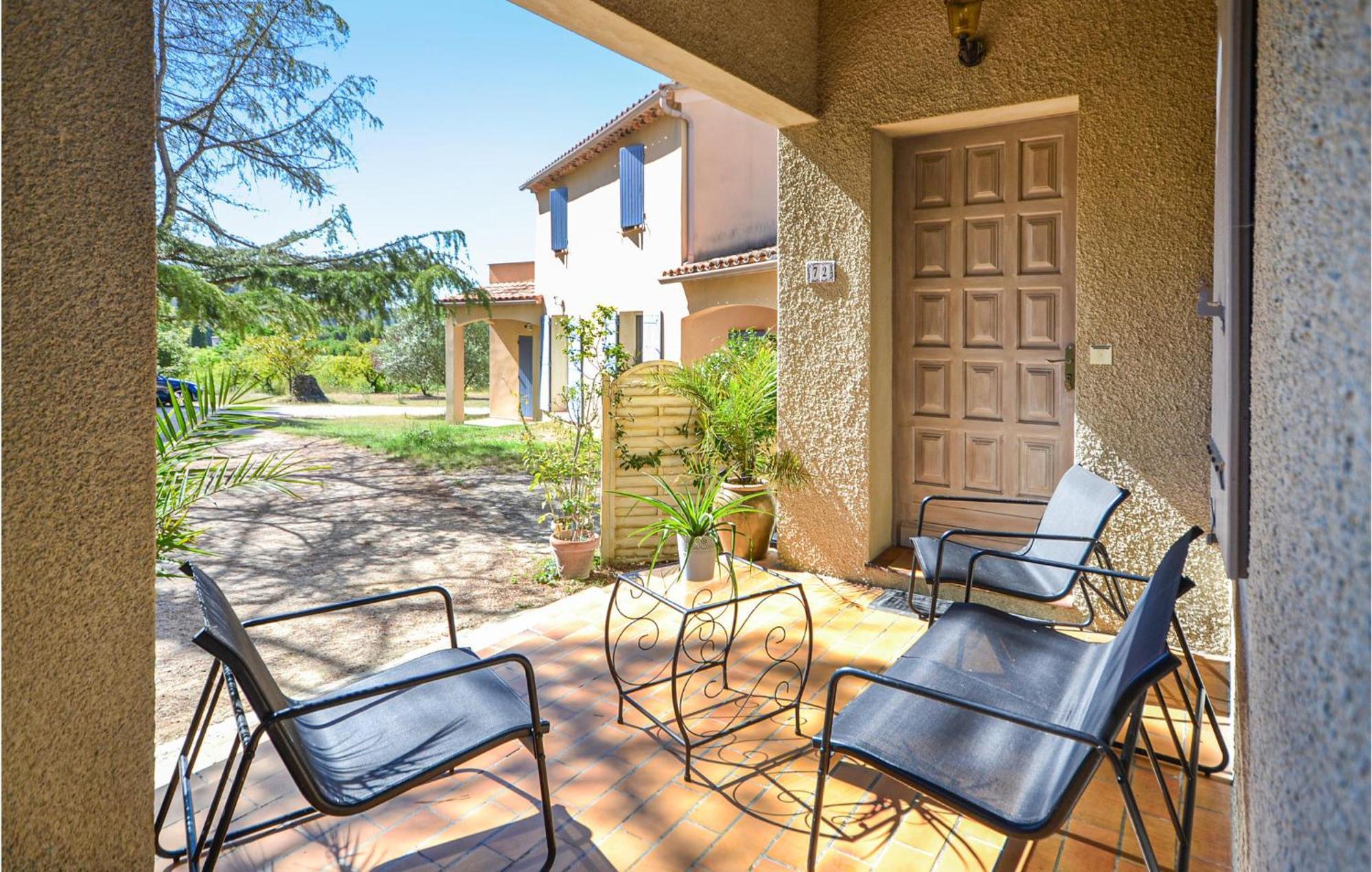1 Bedroom Pet Friendly Home In Entrechaux Экстерьер фото